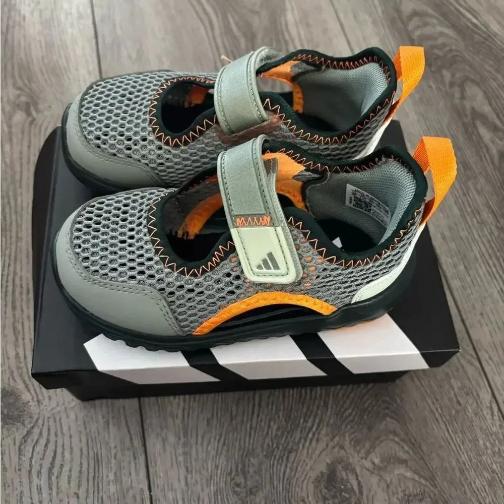 Adidas summer flex I Kids Gray and Orange Athletic Shoes